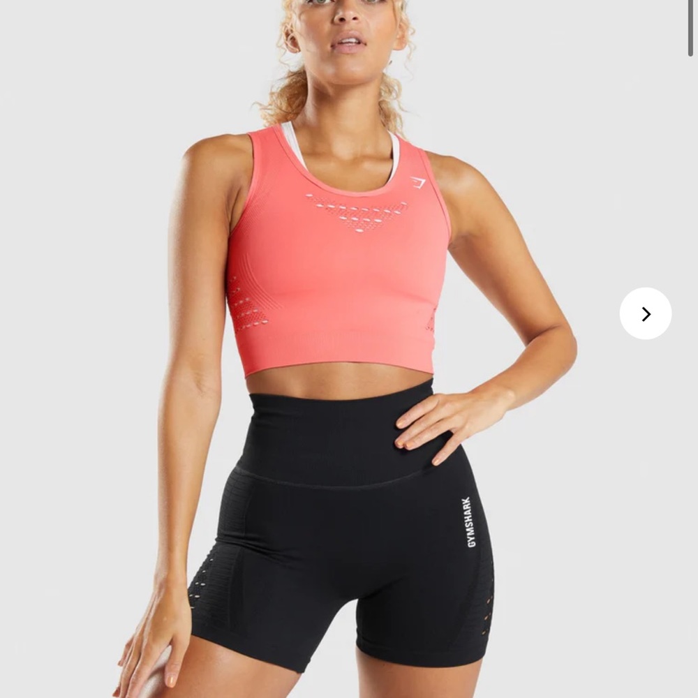 gym shark crop top